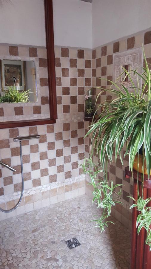 Chambre L'Orchidee Vallon-Pont-dʼArc Kültér fotó